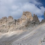 Vor rund 234 Millionen Jahren wurden die Felstürme des Latemar im Meer geformt...