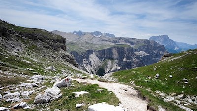 Unterwegs erschließen sich atemberaubende Ausblicke