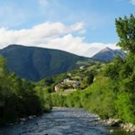 Sanft bahnt sich der Eisack seinen Weg nach Brixen