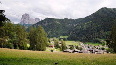 Während des Anstiegs nach St. Jakob eröffnen sich schöne Ausblicke