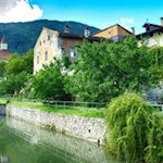 Noch heute sind die Wassergräben um die Hofburg mit Wasser gefüllt