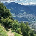 Die Wanderung zu den Muthöfen führt durch eine bezaubernde Landschaft