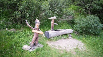 Ein etwas anderer Wegweiser zur Bacherhütte...