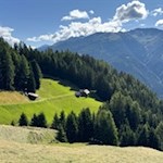 Bereits während des Anstiegs zur Grente Alm öffnen sich schöne Ausblicke