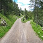 Schließlich mündet der Weg wieder in den bereits bekannten Weg Nr. 7