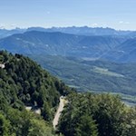 Ausblick auf die Mendelpassstraße vom Mendelpass