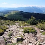 Vom Astjoch fällt der Weg zur Starkenfeldhütte ab