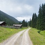 Das friedvolle Karbachtal ist ein Geheimtipp für all jene, die ruhige Wanderwege bevorzugen