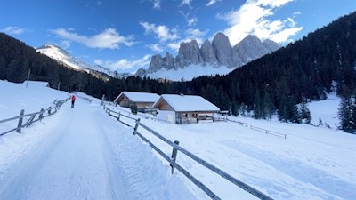 Die Zanser Schwaige präsentiert sich in idyllischer Lage