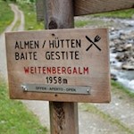 Den Sommer über lädt die Weitenbergalm zur Einkehr ein