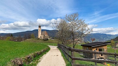 St. Konstantin, Beginn und Endpunkt unserer Wanderung