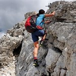 Felsige Passage kurz vor dem Gipfelkreuz des Piz Duleda