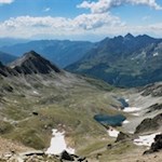 Zu unseren Füßen schimmern die abgeschiedenen Seebergseen