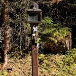 Eine der schlichten Stationen auf dem Weg zum Höhenkirchlein