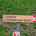Die Wanderung zur Schwarzbachalm ist gut ausgeschildert