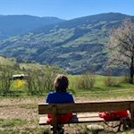 Auch auf dem Rückweg nach Albions laden Bänke zum Verweilen ein
