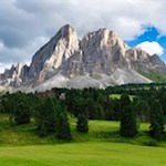 Die Wanderung auf den Aussichtshügel Costacia öffnet immer neue Perspektiven auf den Peitlerkofel