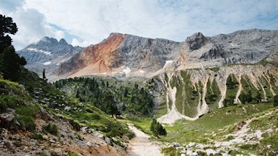Blick von der Rossalm auf die nunmehr rot gefärbte Kleine Gaisl 