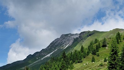 Am Fuße der Telfer Weißen von Hütte zu Hütte