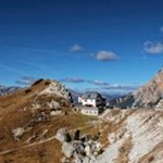The Valparola pass shows autumn from its best side