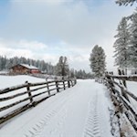 Die Ackerboden Alm im Winterkleid