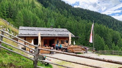 Die Plattner Alm verlockt zur genüsslichen Einkehr